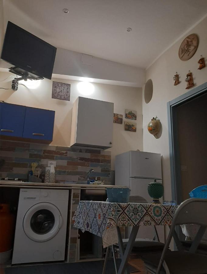 Casa Vacanza Di Via Giacalone Палермо Екстериор снимка
